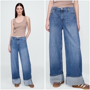 Gap Mid Rise Ultra Soft Cuffed Wide Leg Baggy Jeans